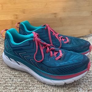 Women’s Hoka Clifton 4 Running Shoes (size US10)